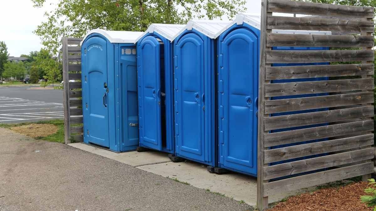 Porta Potty Rental Pros - Affordable Porta Potty Solutions in Gower, MO, 64454